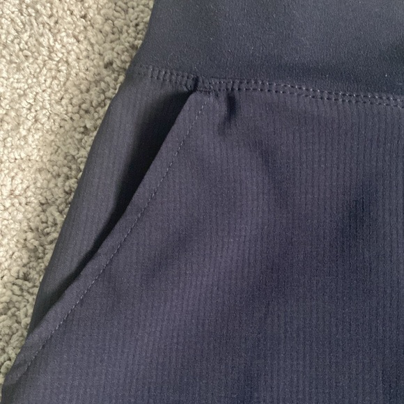 Orvis Black Ladies Skort M - Picture 5 of 7